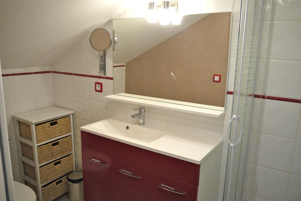 Troglodyte De La Fosse Hotell Meigné Exteriör bild