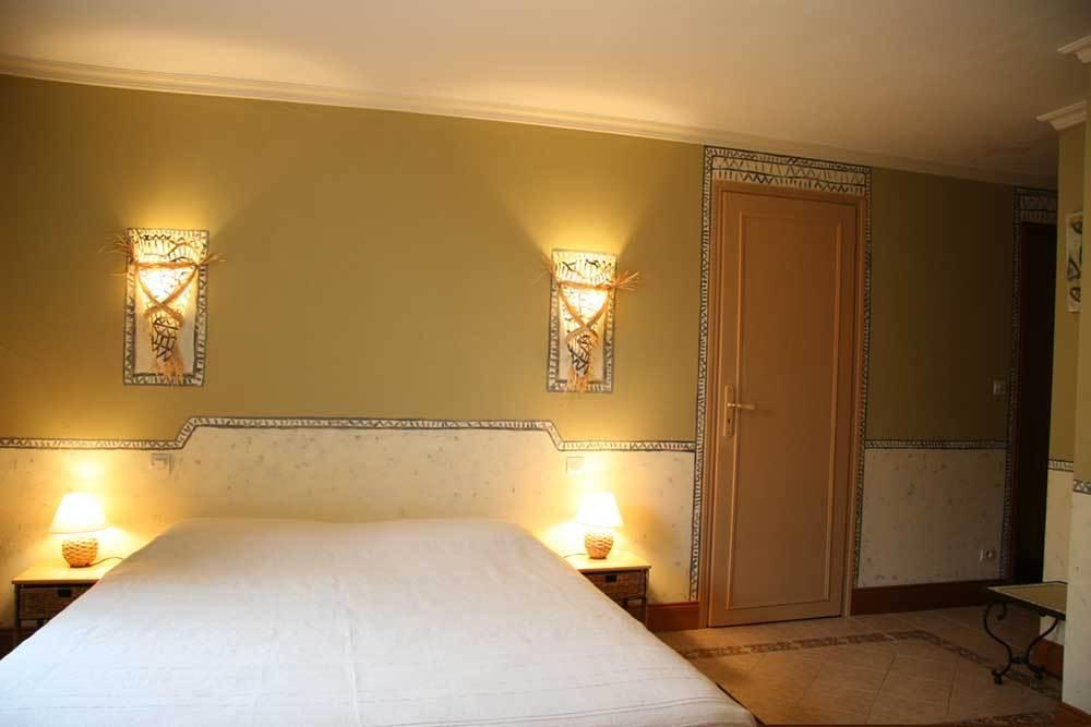 Troglodyte De La Fosse Hotell Meigné Rum bild